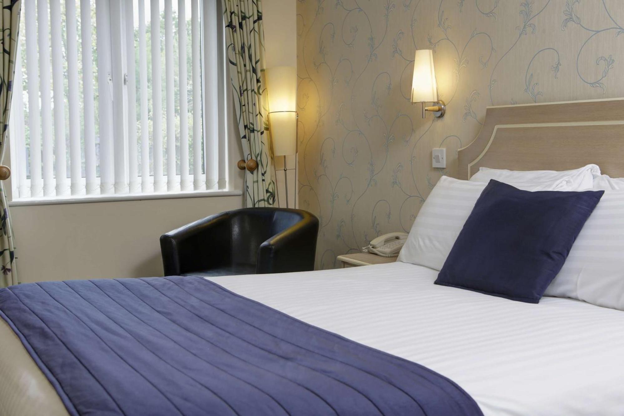 Western Calcot 3* Reading