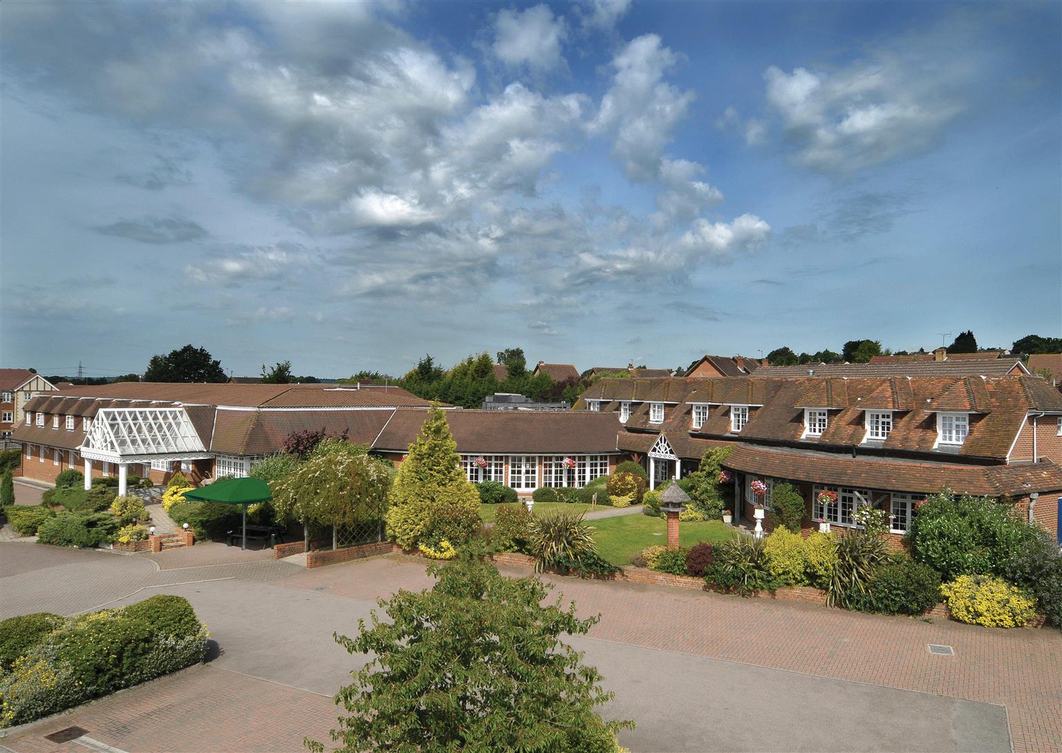 Western Calcot Hotel
