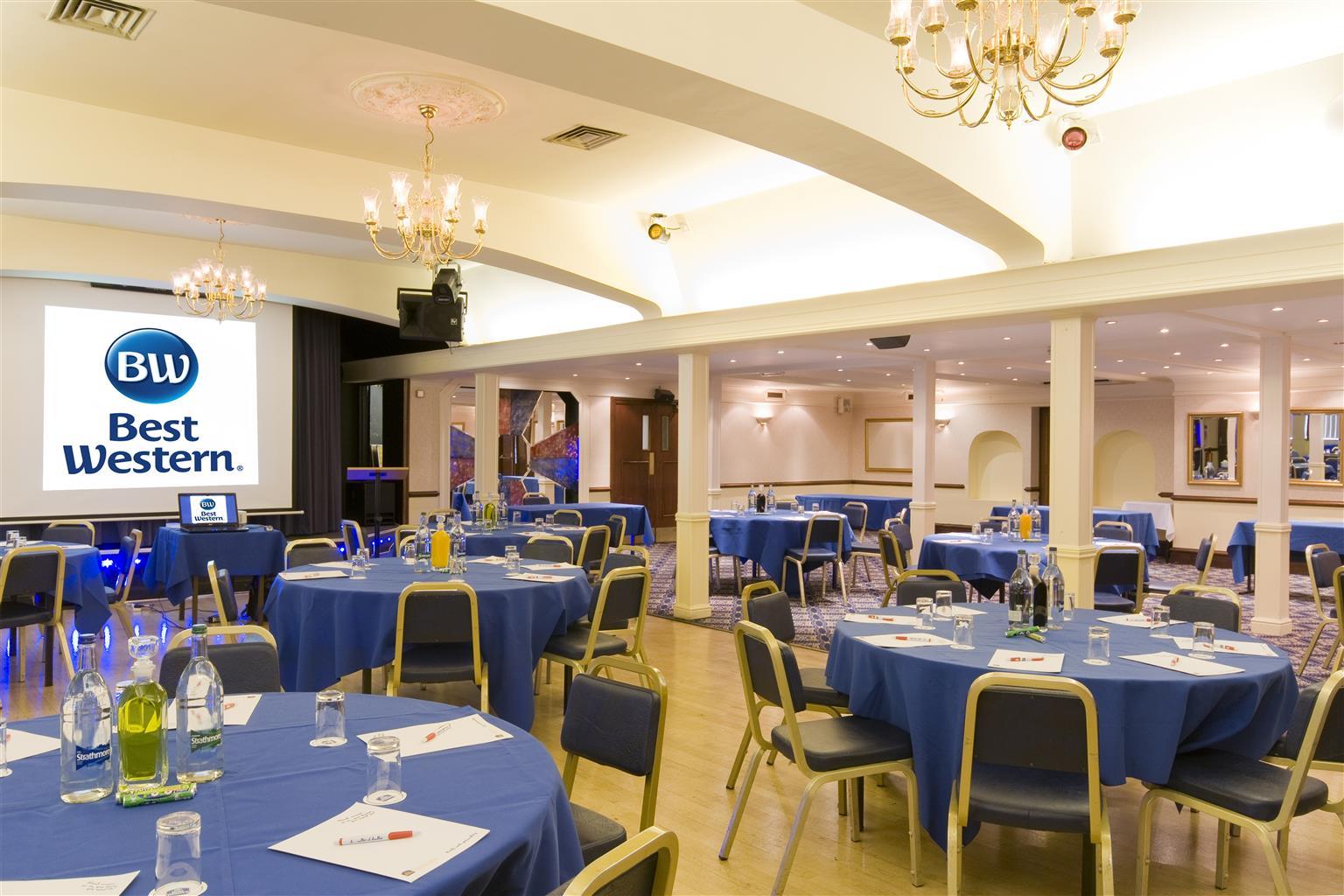 Hotel Western Calcot 3*